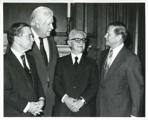 Carl Albert speaking with Thomas P. O&#39;Neill, President Leone of Italy and John Volpe. September 26, 1974, 1974-09-26