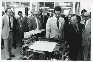 Carl Albert with several others during the House delegation trip. August 1975, 1975-08-04