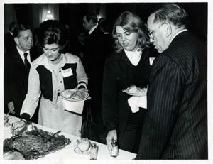 Carl Albert with unidentified people at the reception for freshman members of the 94th Congress. December 1, 1975, 1975-12-01