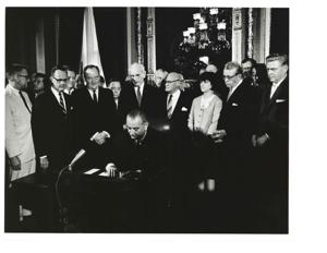 Lyndon B. Johnson and congressional leaders meeting in the cabinet at the White House. January 21, 1965 Carl Albert and Hubert Humphrey are present., 1965-01-21