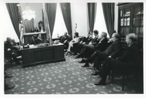 Carl Albert, Thomas P. O&#39;Neill, and others in Albert&#39;s office. November 1971, 1971-11-01